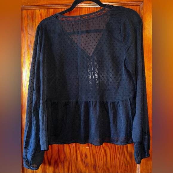 ⭐️Hollister⭐️Black Long-sleeve see through Baby Doll Shirt, size Medium ⭐️ - Picture 4 of 12